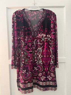 Beaded V-Neck Long Sleeve Paisley Tunic - Fuchsia/Black